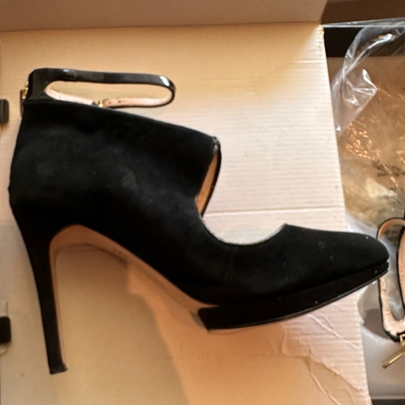 Black heels from I.N.C. - Picture 2 of 6